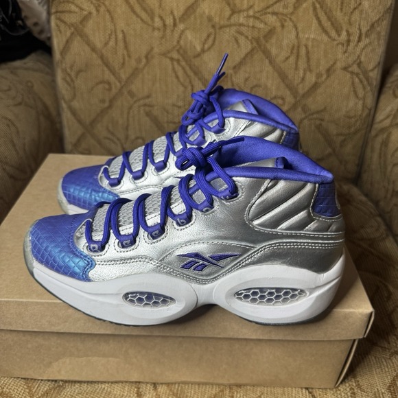 Reebok Other - Reebok Mens Question Mid M43989 Blue‎ Basketball Shoes Sneakers Size 6.5 Nice!